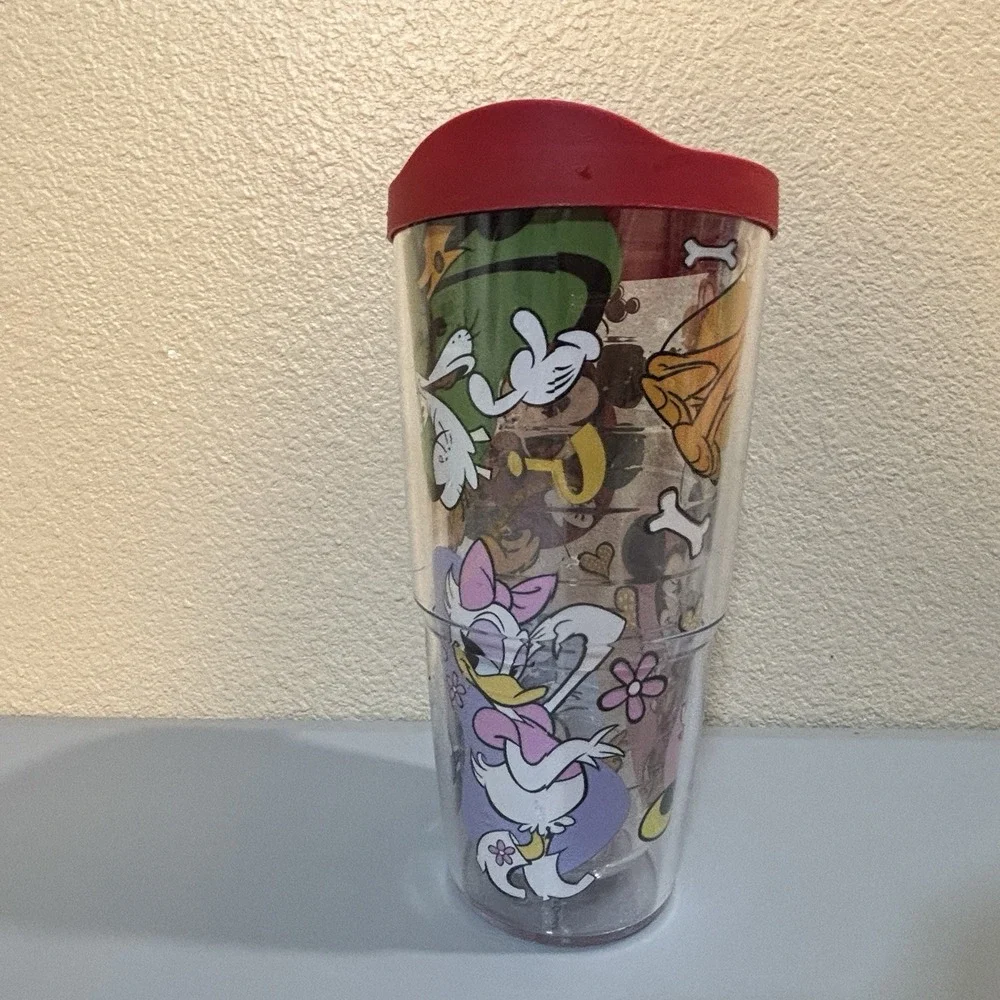 Disney Tervis Classic Characters Tumbler 24oz Drinking Cup Red Lid Mickey Donald